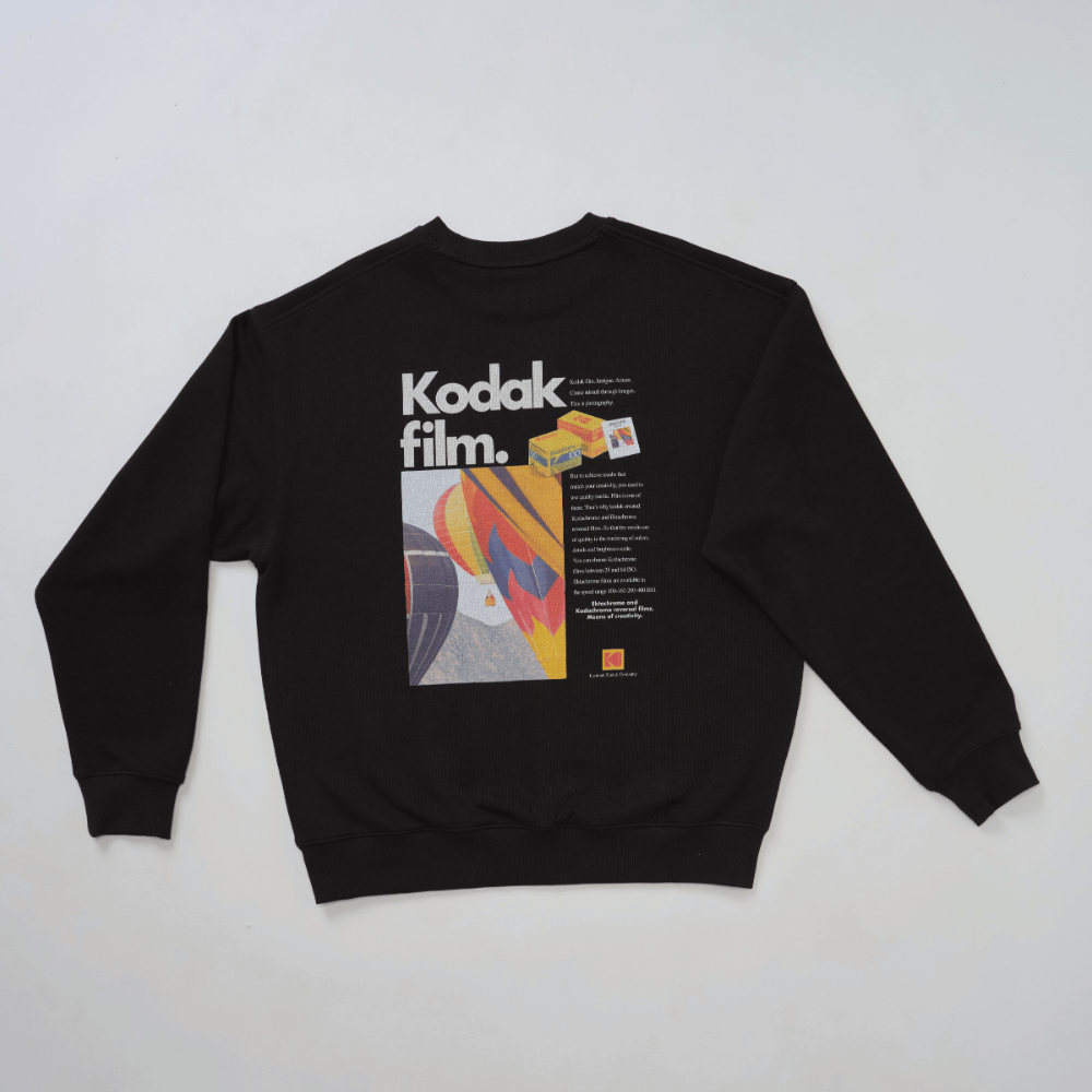 scenery graphic man to man black back